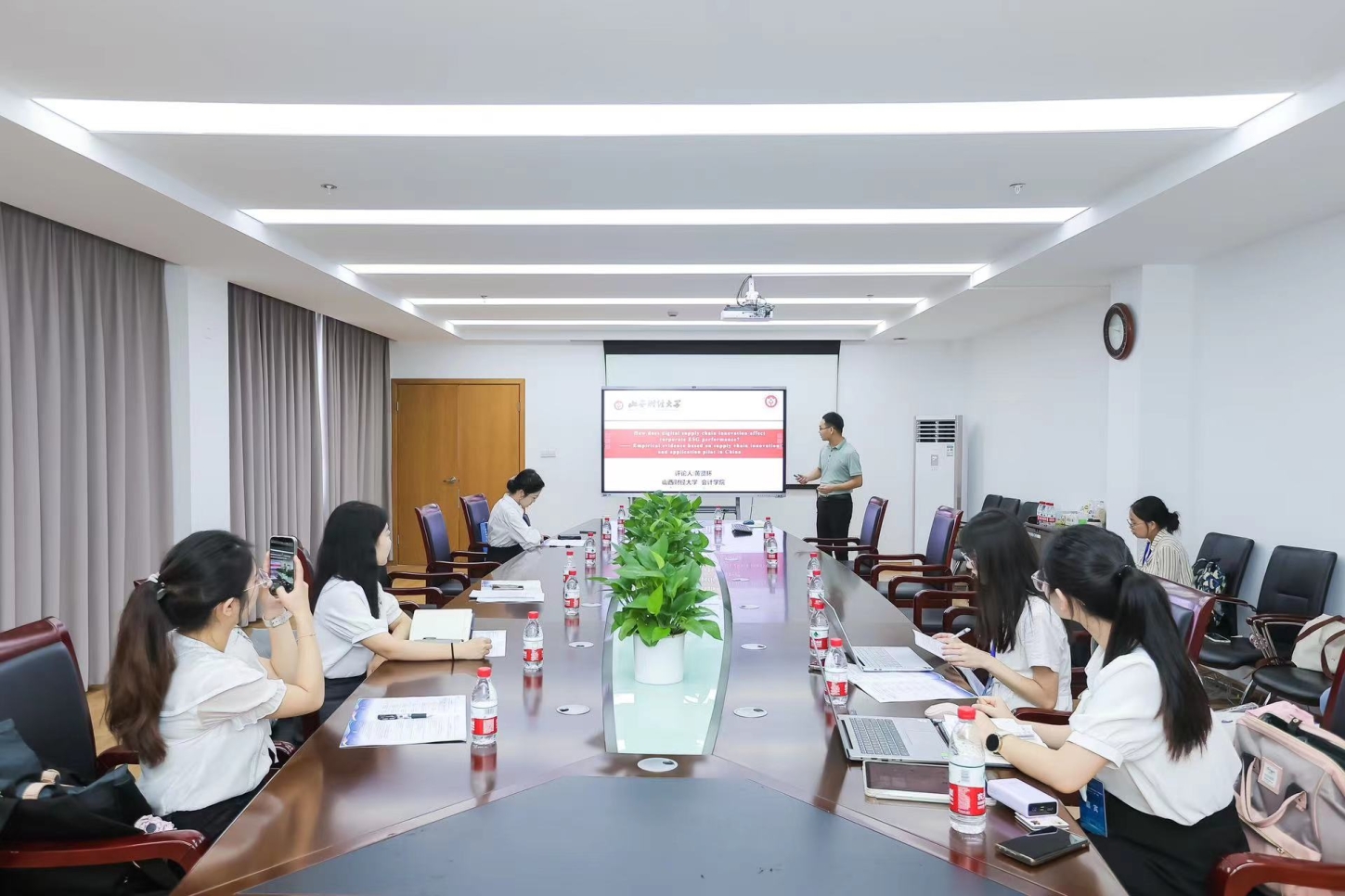 图为Session2会场现场