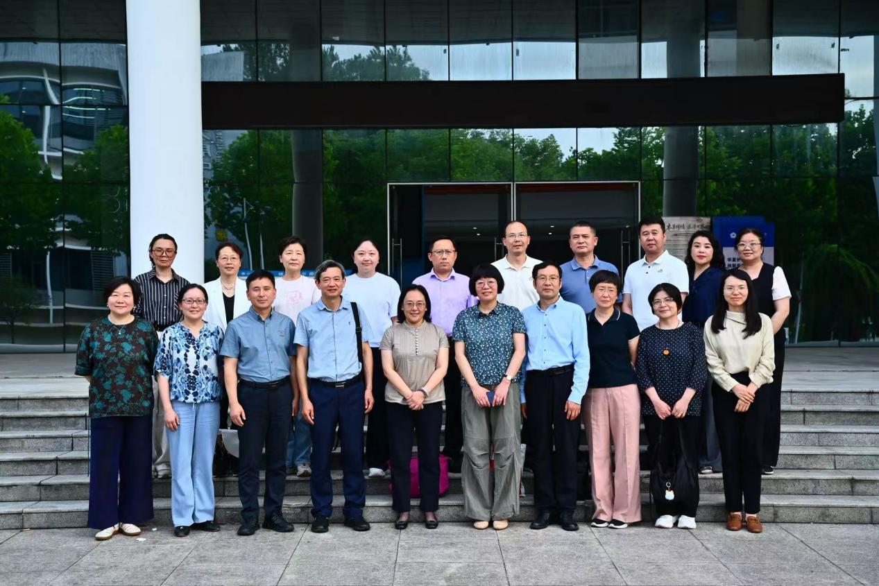 金华职业技术大学学习考察合影.jpg